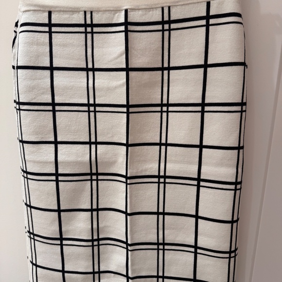 Club Monaco Doubleface Skirt - Picture 3 of 4